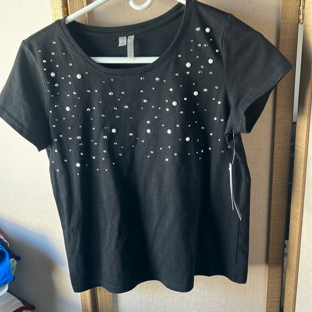 Final Markdown Silverwear Black Embellished Women's Top Petite Small Nwt